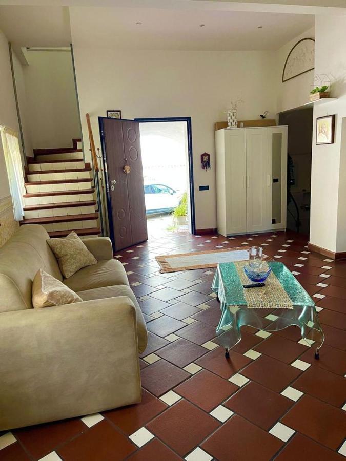 Holiday House Il Castello Di Anna Apartment Vietri sul Mare Exterior photo